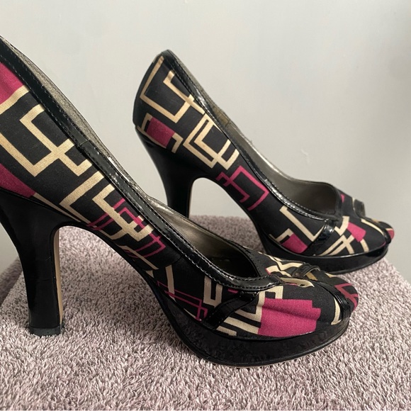 Retro cute peep toe heels (short) from Madden Girl - Picture 6 of 6